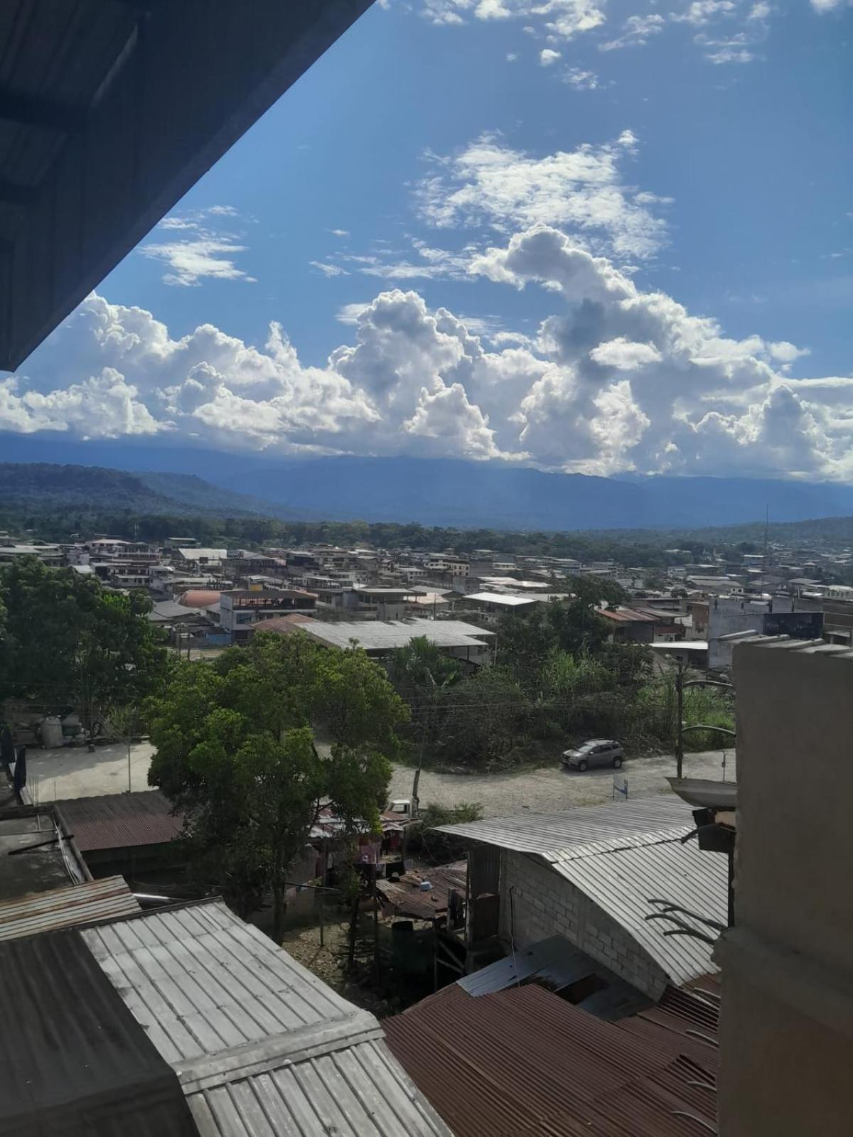 Hostal Limoncocha Tena Bagian luar foto