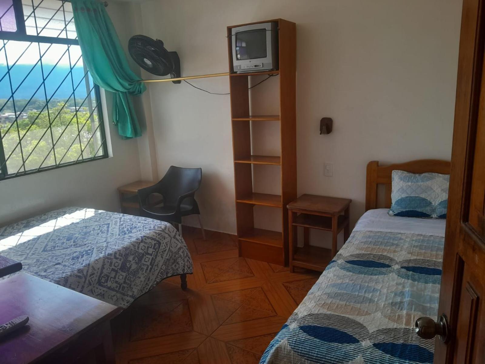 Hostal Limoncocha Tena Bagian luar foto