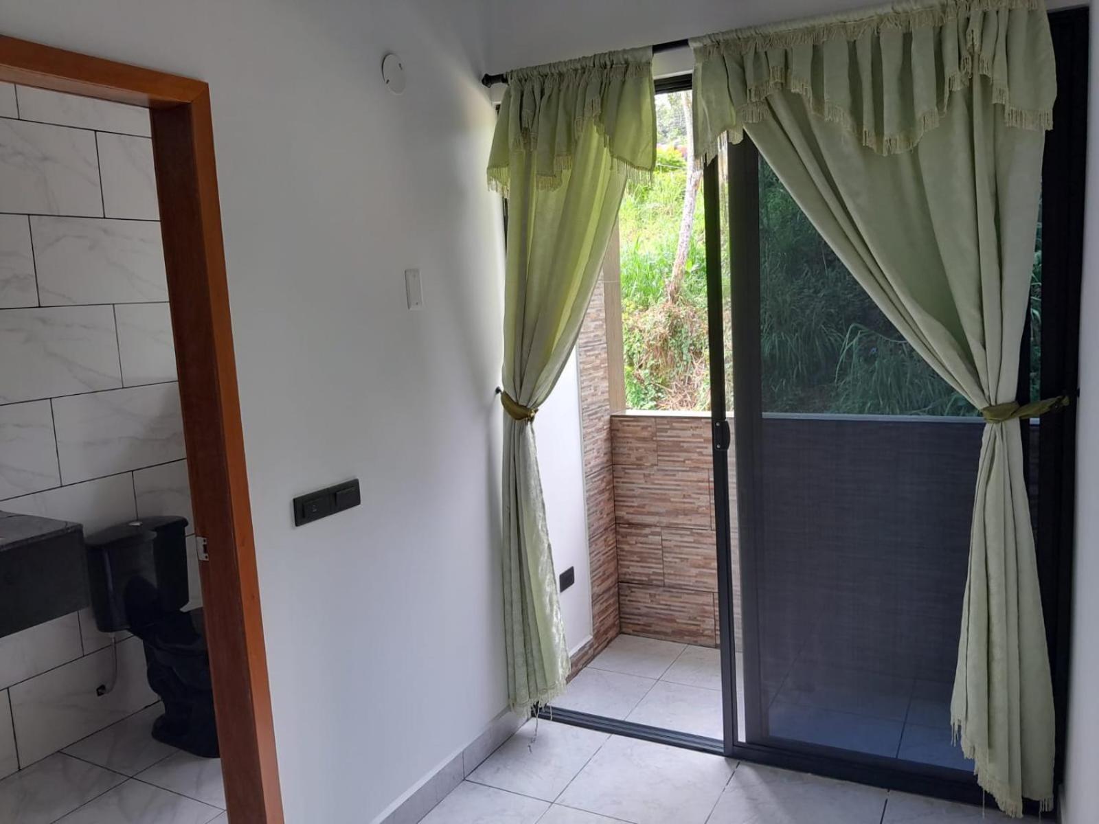 Hostal Limoncocha Tena Bagian luar foto