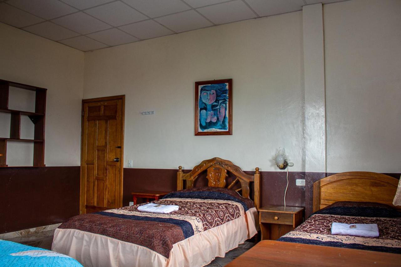 Hostal Limoncocha Tena Bagian luar foto